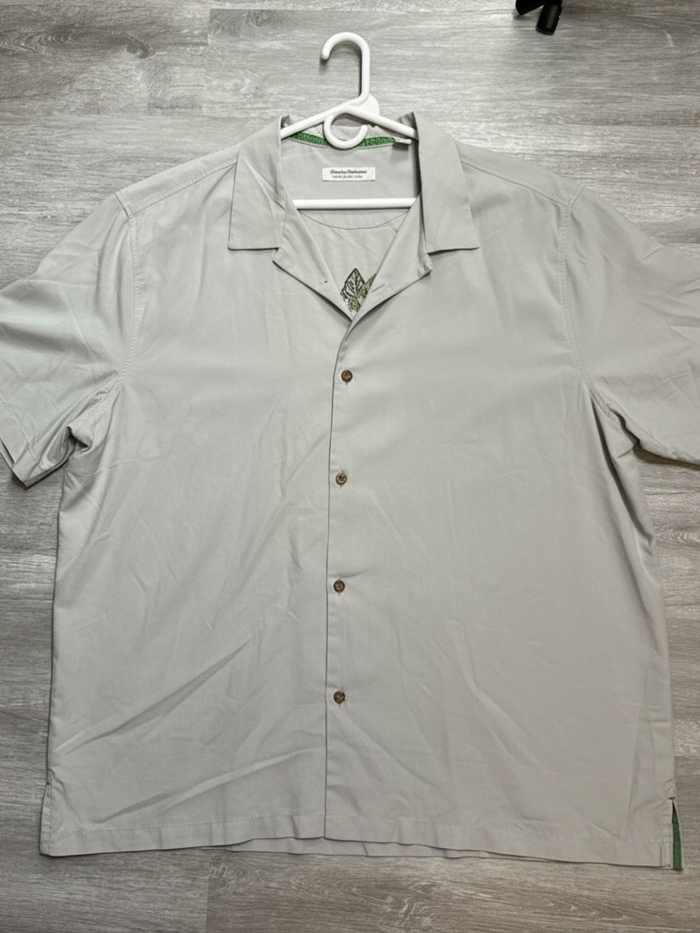 Tommy Bahama Short-Sleeve Camp Shirt in Light Gray